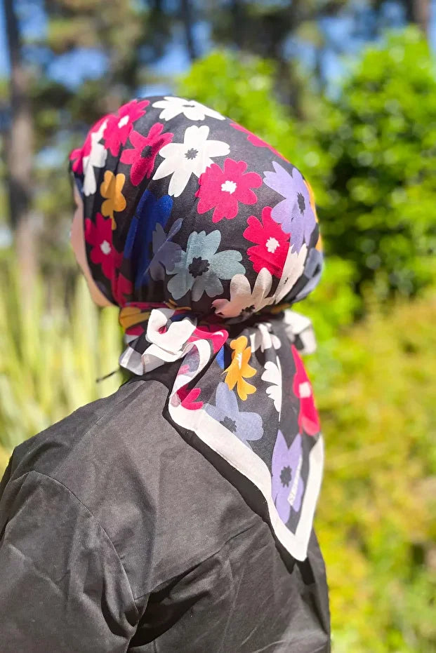 Fresh Cotton Scarf - Flying Flowers 96